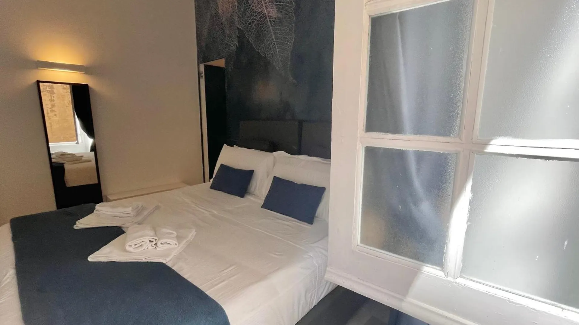 Happy Family Apartments Sauli Genoa